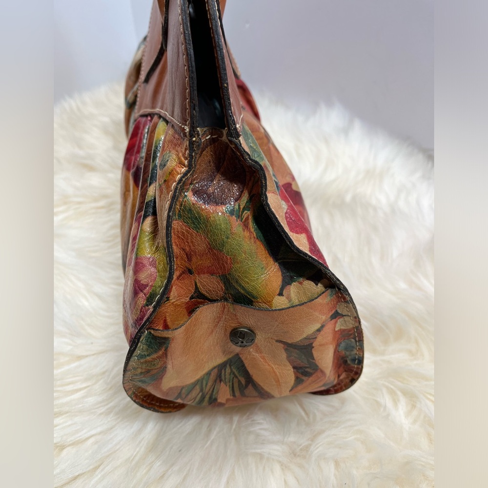 Patricia Nash Genuine Leather Fall Florals Vintage Victorian Garden Shoulder Bag - Picture 4 of 17